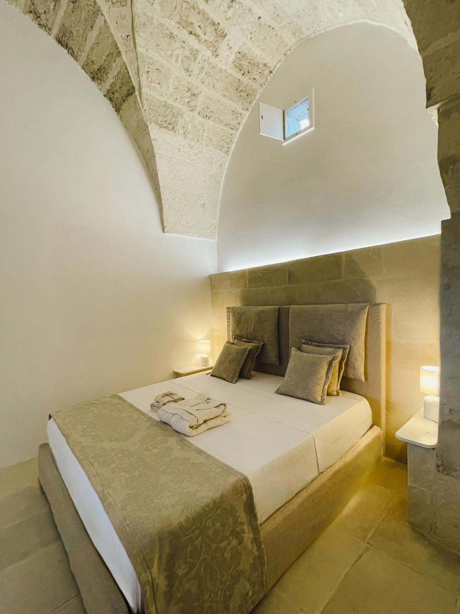 Masseria Paralupi Bed & Breakfast Lecce Exterior photo